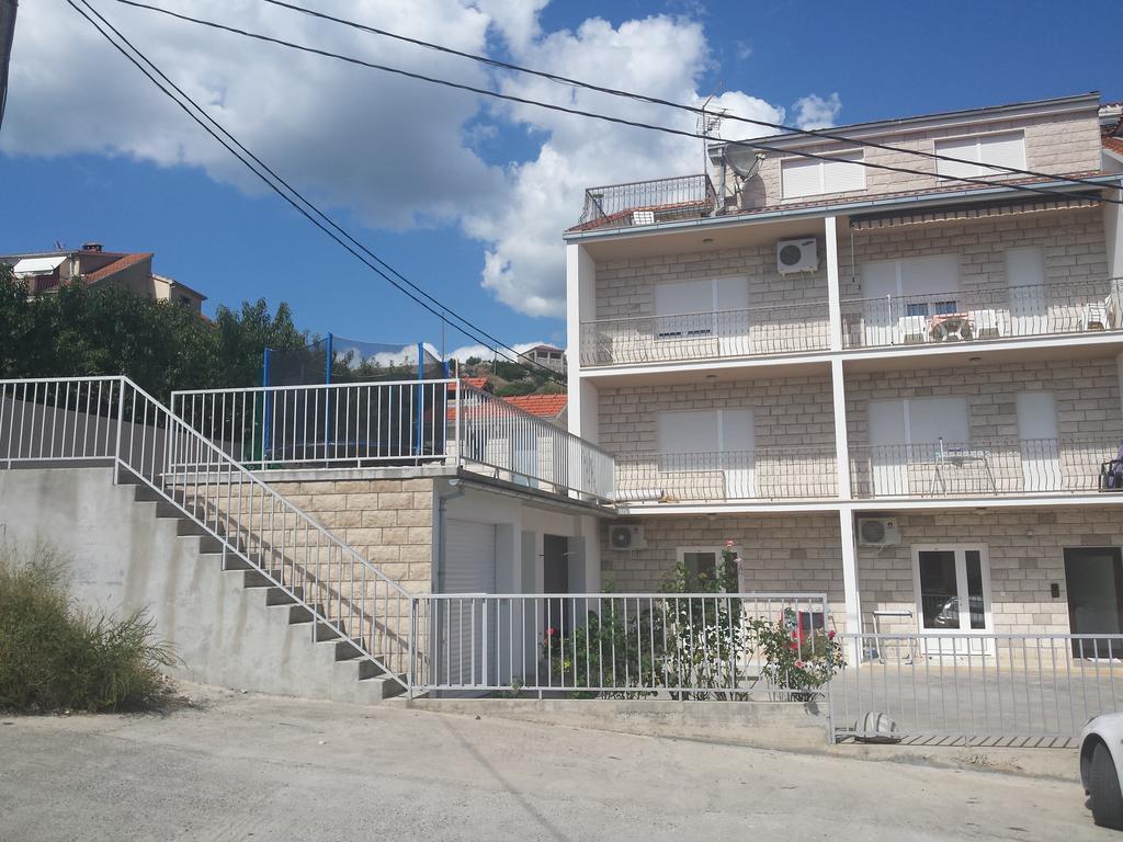 Apartmani Mila Podstrana Phòng bức ảnh
