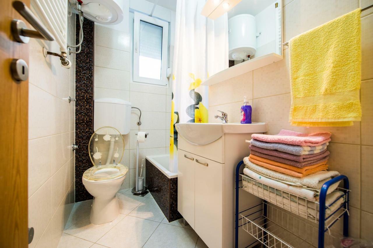 Apartmani Mila Podstrana Ngoại thất bức ảnh